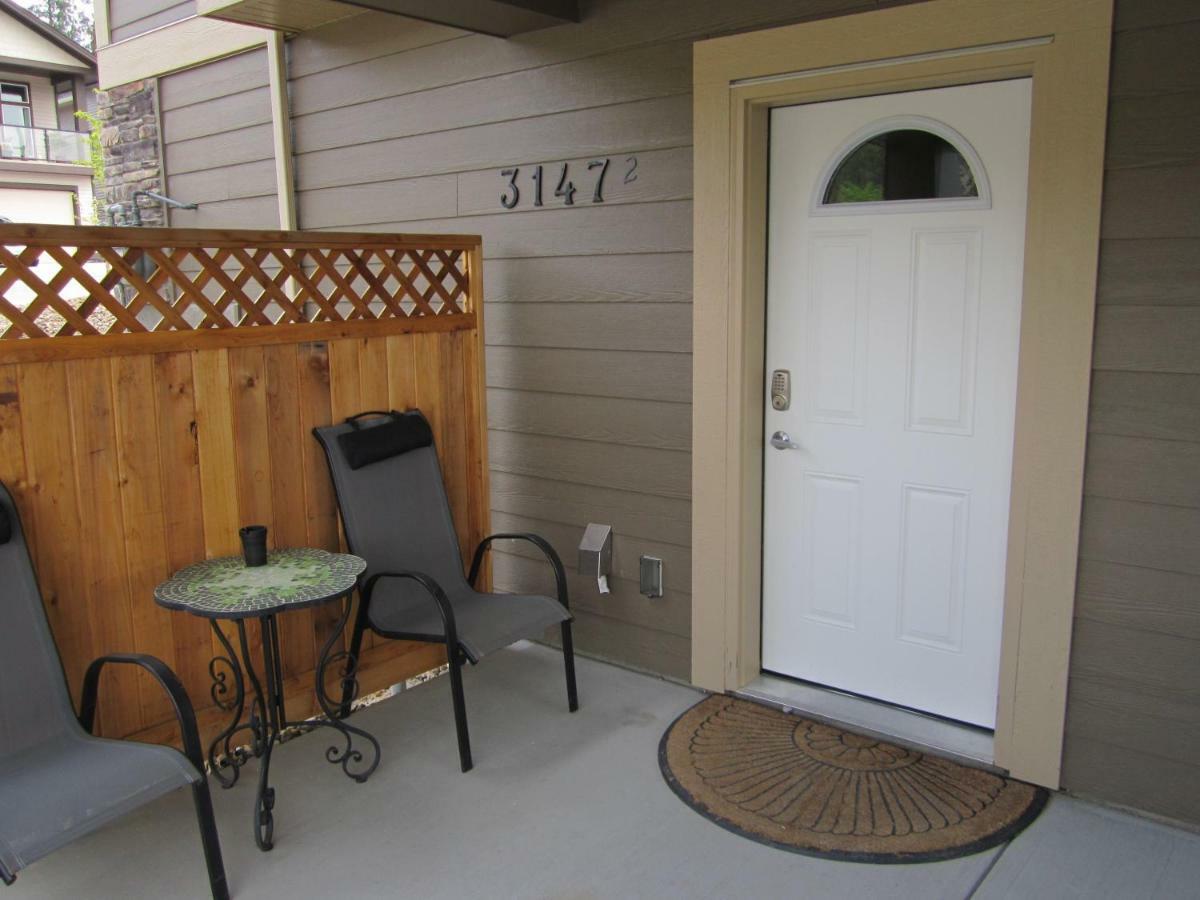 Winedownhere - Lic. 75806 Kelowna Exterior photo
